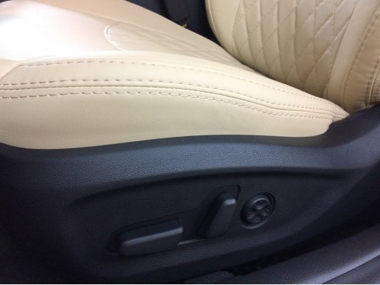 Авточехлы на Hyundai Sonata 7