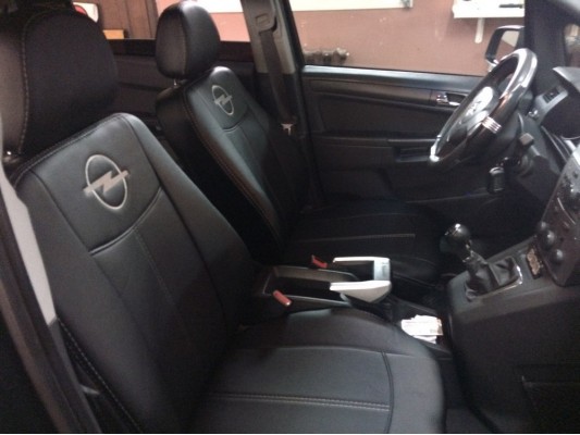 Авточехлы на Opel Zafira B