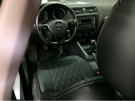 Авточехлы на Volkswagen Jetta