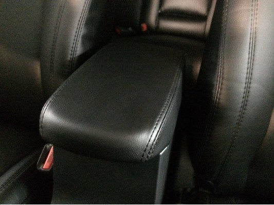 Перетяжка центрального подлокотника