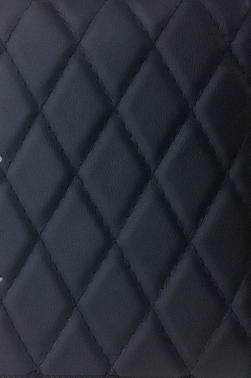 Варианты прострочек и цветов нитей авточехлов Dress4car