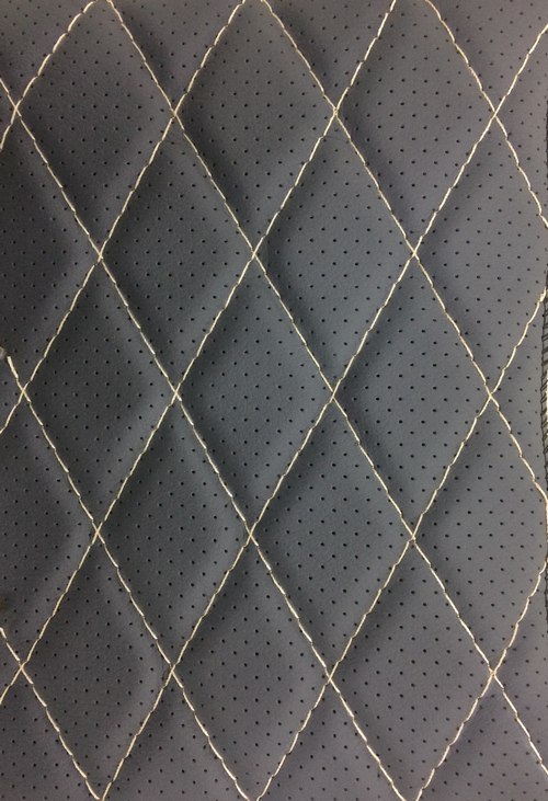 Варианты прострочек и цветов нитей авточехлов Dress4car